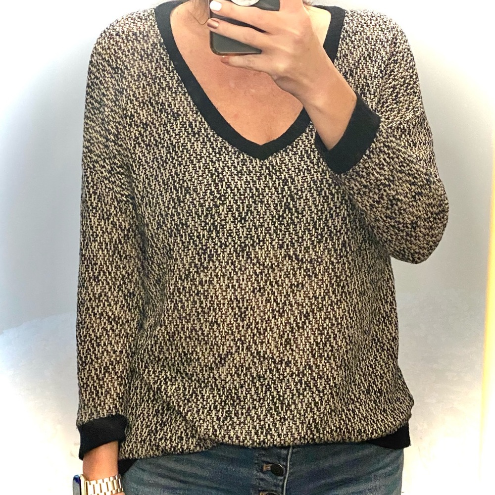 Black & Cream Sweater ▫️